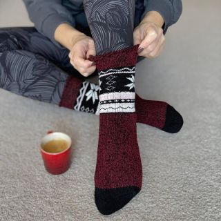 Proč mít hodně vlněných ponožek? 🐑 ☺️ Protože vlněné ponožky mají mnoho výhod💡, jako je 👍🏻skvělá termoregulace, 👍🏻odvod...